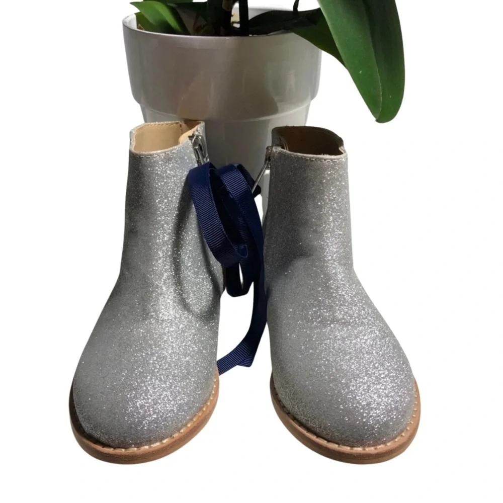 Janie and Jack Boots Sparkly Silver  Size 9 NEW WITH TAGS
